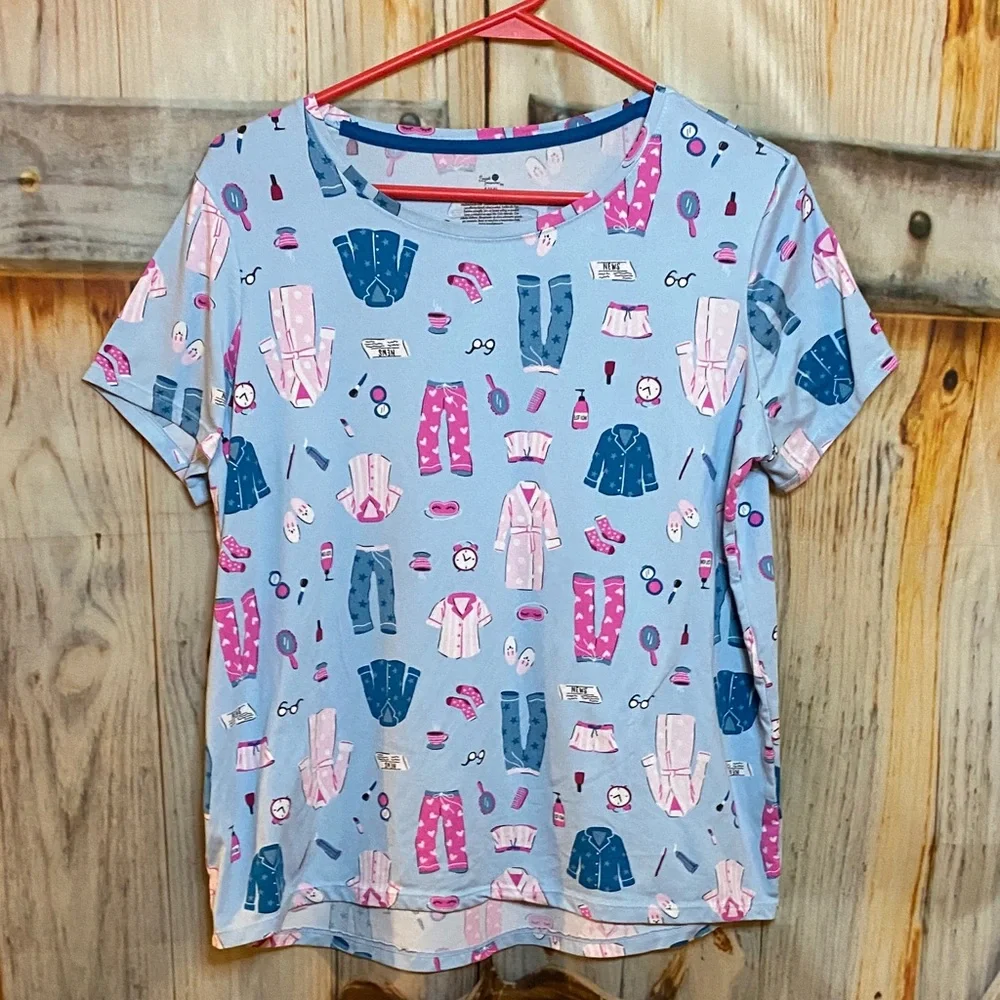 Secret Treasures NWOT Stretchy Short Sleeve Sleep Top